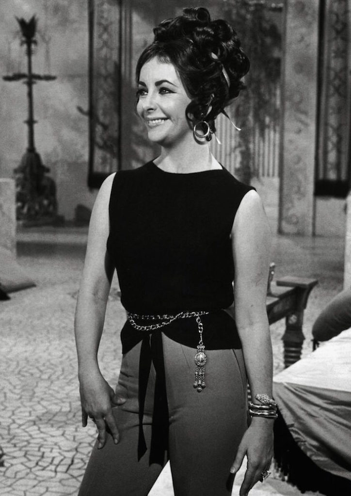 Elizabeth Taylor on the set of Cleopatra wearing an original Serpenti watch, still missing today
