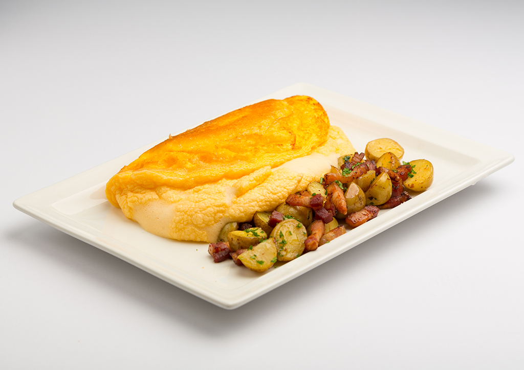 Lifestyle-Asia-La-Mere-Poulard-Puff-Omelette-with-Bacon-and-Potato