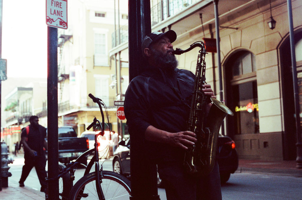 Performing musicians are an all-too-common yet enthralling sight within the French Quarter