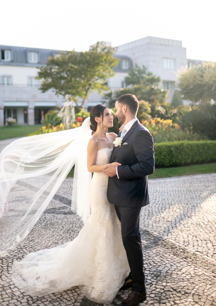 Anne Gauthier and Mickael Das Neves chose Lisbon for their wedding. It is the first place they visited as a couple (Photograph by Catarina Zimbarra)